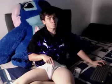 Chaturbate Free Live Porn of harry_brown2324