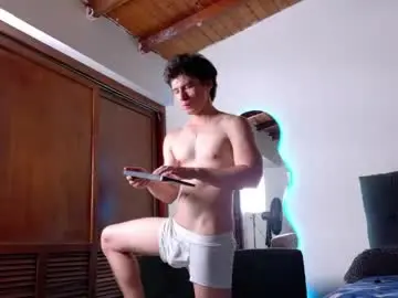 Chaturbate Live Porn of harry_brown2324