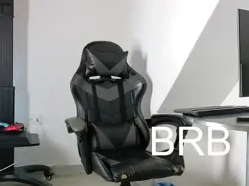 Chaturbate Sex Cam of harry_brown2324