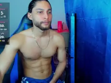 Chaturbate Live Sex Cam of massatgeserotics