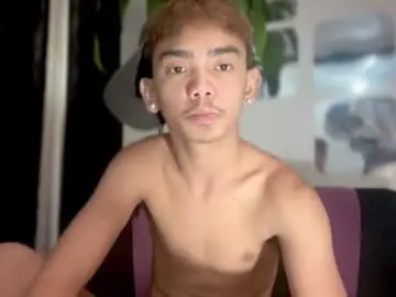 Chaturbate Free Porn Cam of p1noytwink_mier