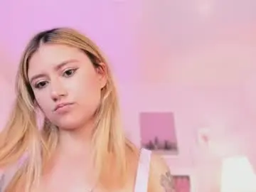 Chaturbate Free Live Porn of bee_art