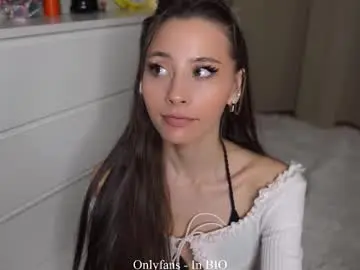 Chaturbate Free Porn Cam of falinecrosthwaite