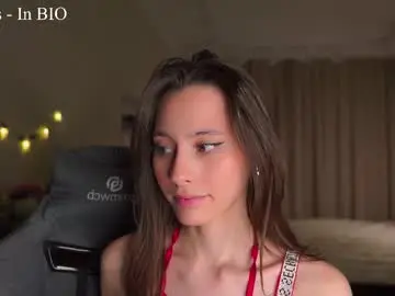 Chaturbate Free Porn Cam of falinecrosthwaite