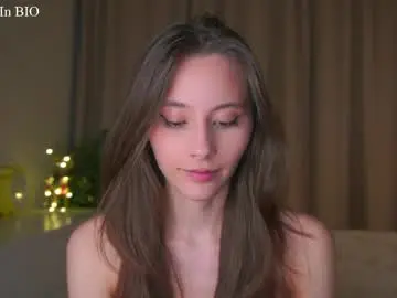 Chaturbate Adult Video Chat of falinecrosthwaite