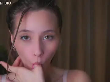 Chaturbate Live Porn of falinecrosthwaite