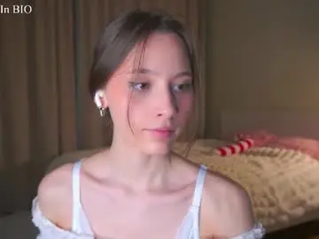 Chaturbate Live Porn of falinecrosthwaite