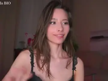 Chaturbate Live Sex Cam of falinecrosthwaite