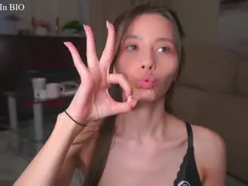 Chaturbate Live Porn of falinecrosthwaite