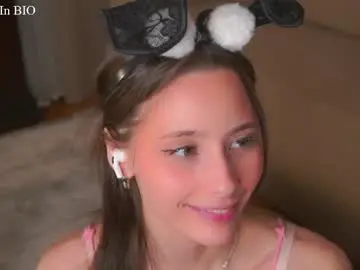 Chaturbate Sex Chat of falinecrosthwaite