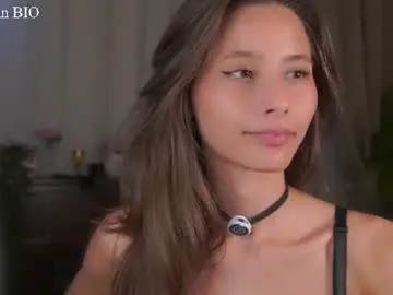 Chaturbate Adult Video Chat of falinecrosthwaite