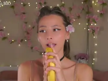 Chaturbate Free Porn Cam of falinecrosthwaite