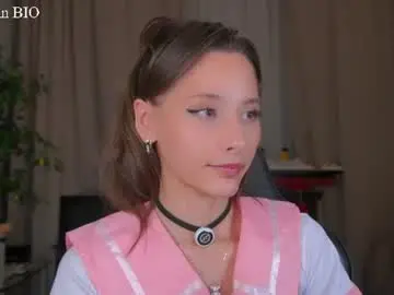 Chaturbate Private Sex Chat of falinecrosthwaite