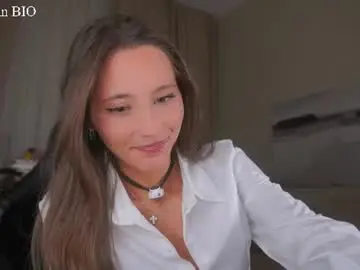 Chaturbate Watch Live Sex Cams of falinecrosthwaite