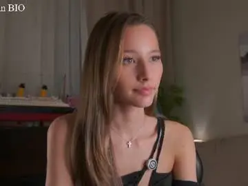 Chaturbate Best live sex cam show of falinecrosthwaite