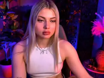 Chaturbate Best live sex cam show of hyileyclark