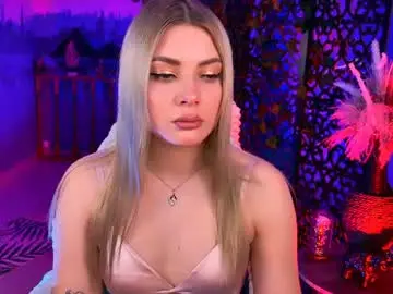 Chaturbate Live Porn of hyileyclark