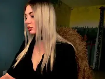 Chaturbate Adult Video Chat of hyileyclark