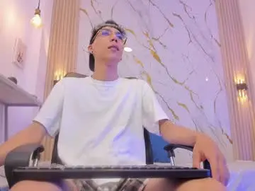 Chaturbate Live Porn of nikolay_gregori
