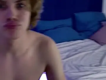 Chaturbate Live Porn of bonnie_and_c1yde