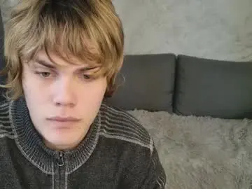 Chaturbate Live Sex Cam of bonnie_and_c1yde