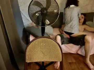 Chaturbate Adult Video Chat of bonnie_and_c1yde