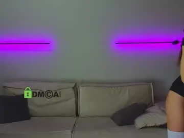 Chaturbate Live Porn of crazzy_cherry