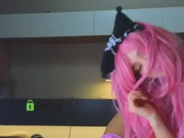 Chaturbate Free Porn Cam of crazzy_cherry