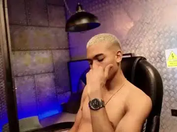 Chaturbate Sex Cam of marcusrain_