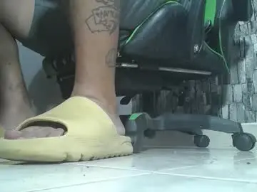 Chaturbate Private Sex Chat of srfindomfeet_