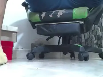 Chaturbate Best live sex cam show of srfindomfeet_