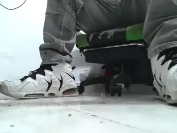 Chaturbate Live Porn of srfindomfeet_