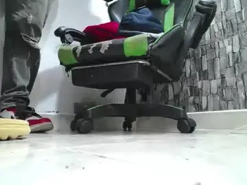 Chaturbate Sex Cam of srfindomfeet_