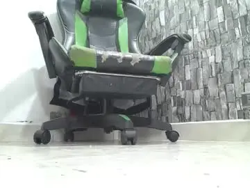 Chaturbate Adult Webcam of srfindomfeet_