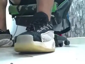 Chaturbate Adult Webcam of srfindomfeet_