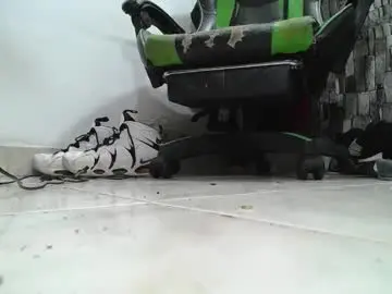 Chaturbate Sex Cam of srfindomfeet_