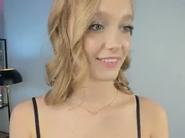 Chaturbate Best live sex cam show of alicemelison