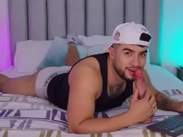 Chaturbate Free Live Porn of david_clark25