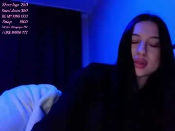 Chaturbate Live Sex Cam of delly_love