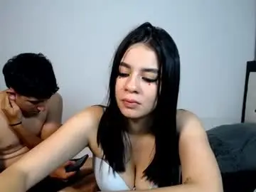 Chaturbate Adult Video Chat of dravith_and_valery