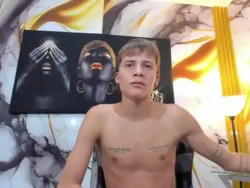 Chaturbate Live Sex Cam of mono_blonde