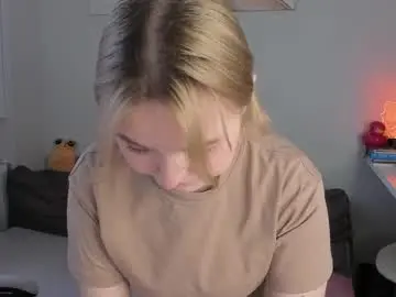 Chaturbate Watch Live Sex Cams of itsri