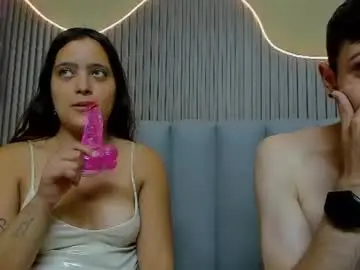 Chaturbate Sex Chat of laura_y_camilo