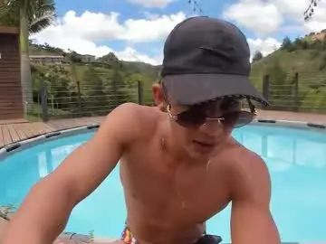 Chaturbate Best live sex cam show of liuscast_22
