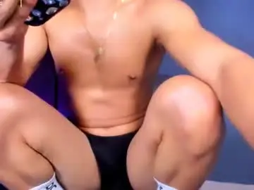 Chaturbate Live Sex of liuscast_22