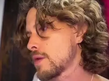 Chaturbate Free Porn Cam of mcklister69