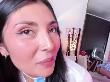 Chaturbate Free Live Porn of victoria_moon_22
