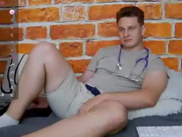 Chaturbate Adult Video Chat of charlie_smiley