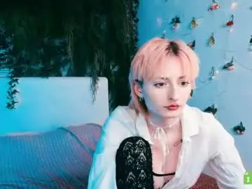 Chaturbate Live Sex Cam of kira__cutie