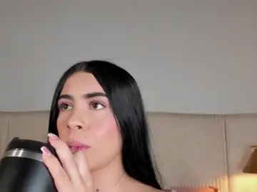 Chaturbate Live Sex of ariana_zc_
